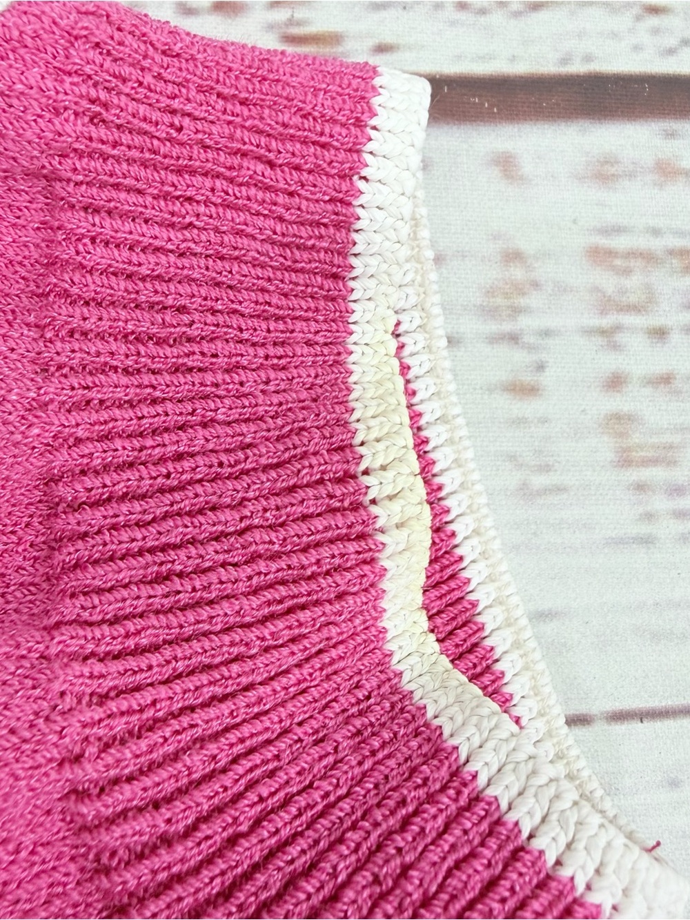 St. John Collection Women’s Size 12 Hot Pink Knit Dress Read - Picture 13 of 16
